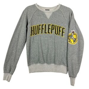 Universal Studios XS Harry Potter Hufflepuff Gray Raglan‎ Sweatshirt Crest Patch
